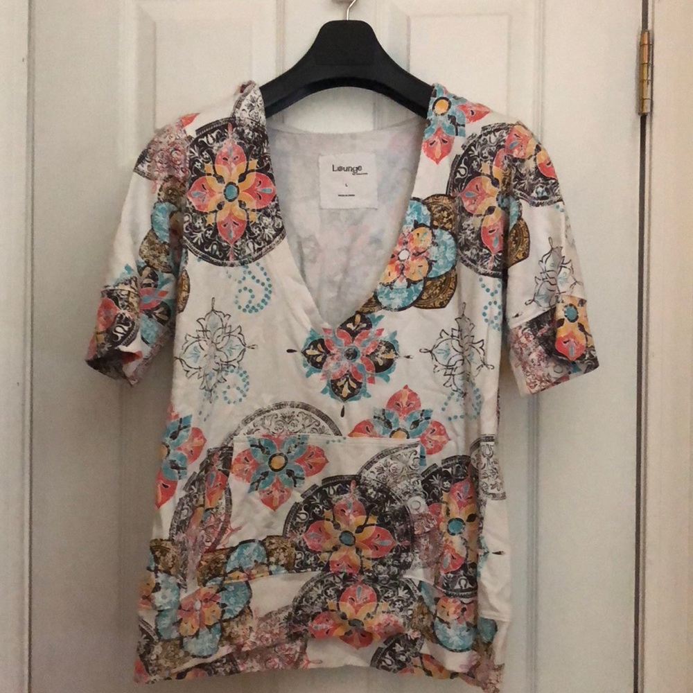 Short sleeve lounge hoodie with front pocket